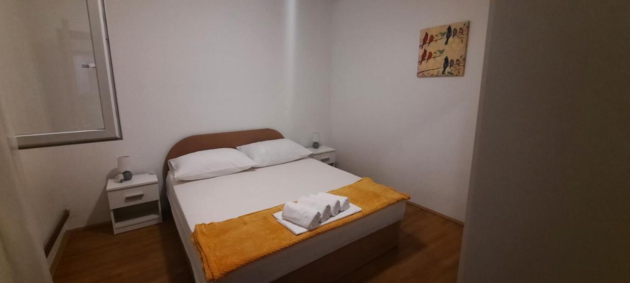 Apartment Elena Galovac  Zewnętrze zdjęcie
