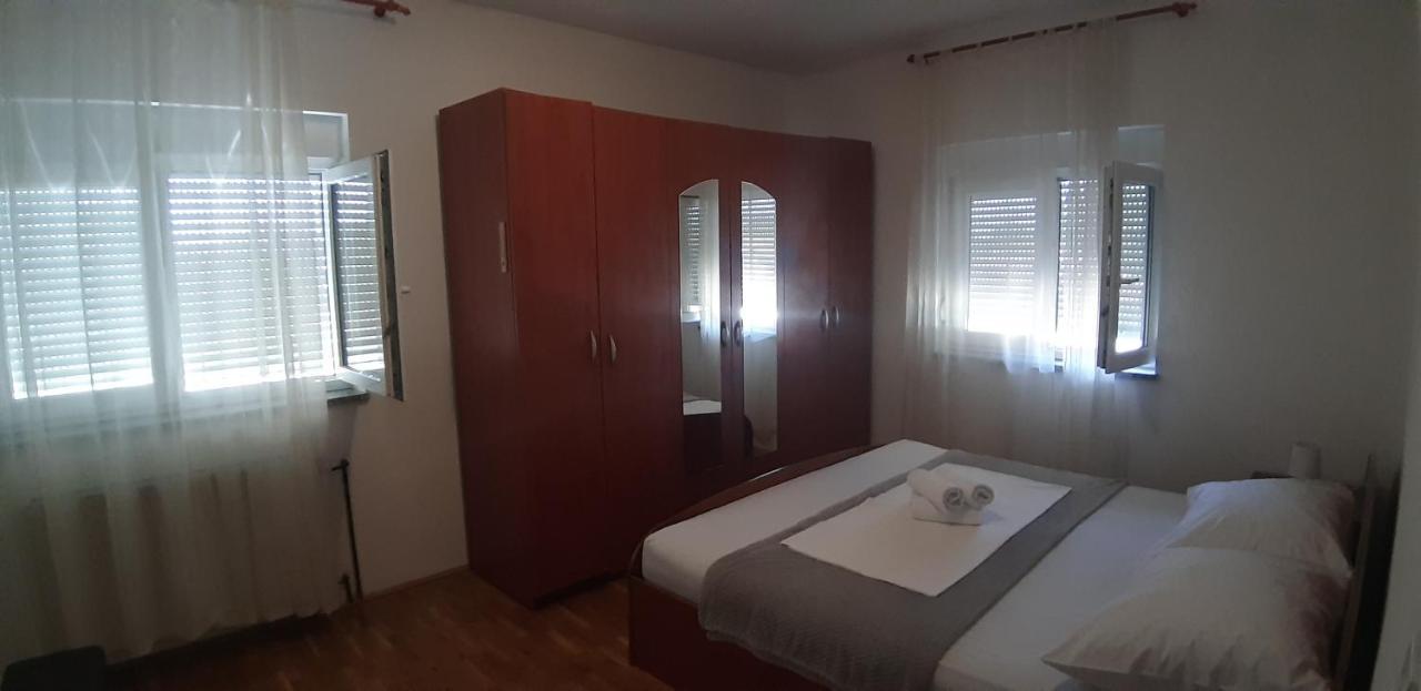 Apartment Elena Galovac  Zewnętrze zdjęcie
