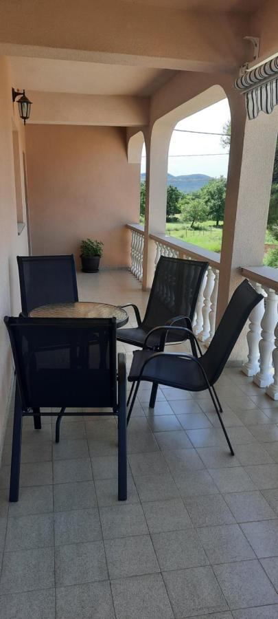 Apartment Elena Galovac  Zewnętrze zdjęcie