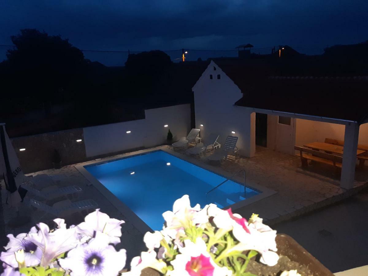 Apartment Elena Galovac  Zewnętrze zdjęcie