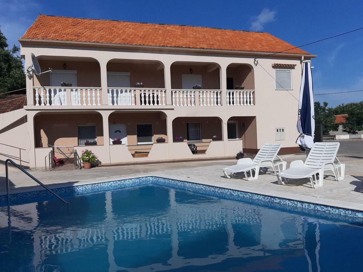 Apartment Elena Galovac  Zewnętrze zdjęcie
